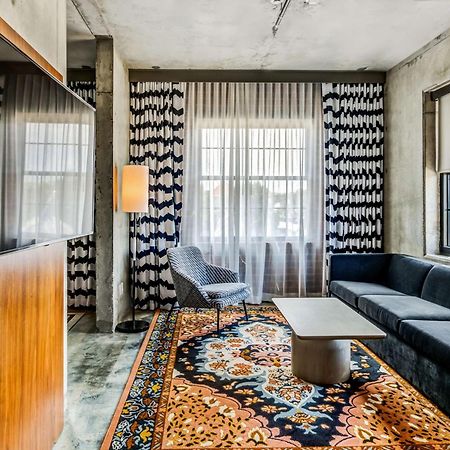 Nylo Las Colinas Hotel, Tapestry Collection By Hilton Irving Exterior foto