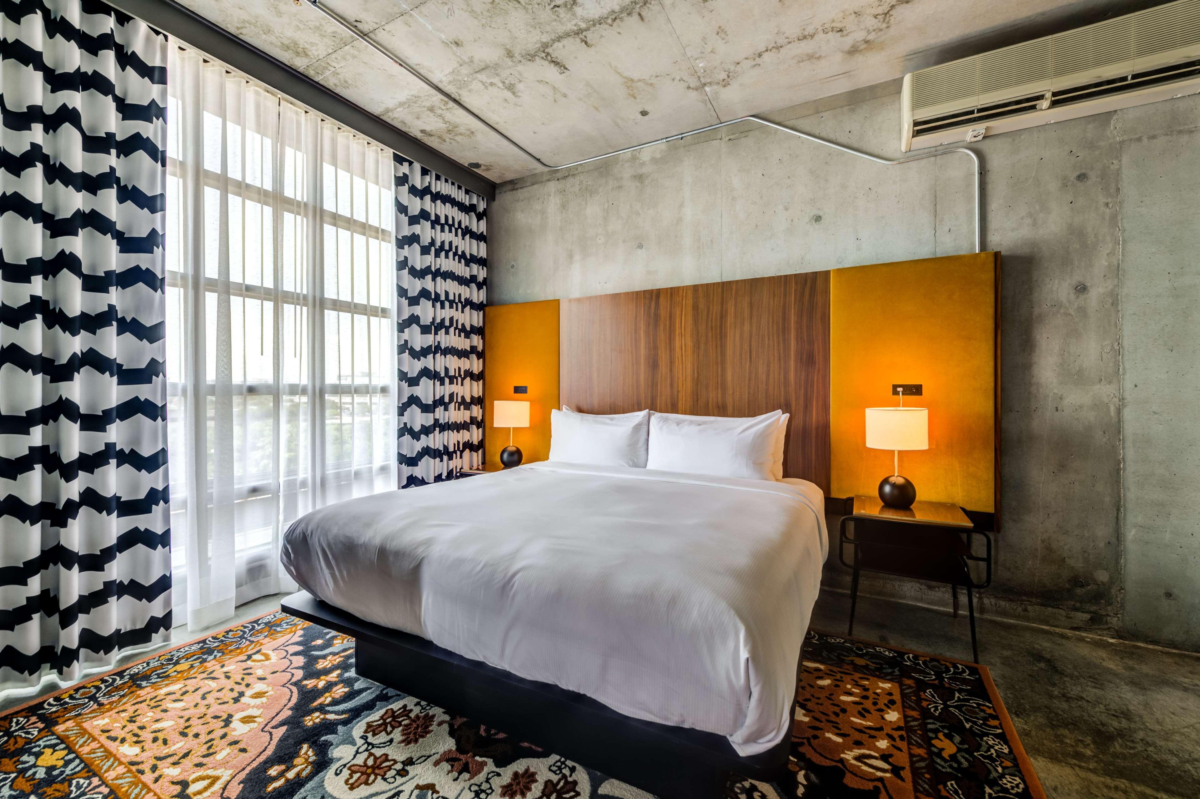 Nylo Las Colinas Hotel, Tapestry Collection By Hilton Irving Exterior foto