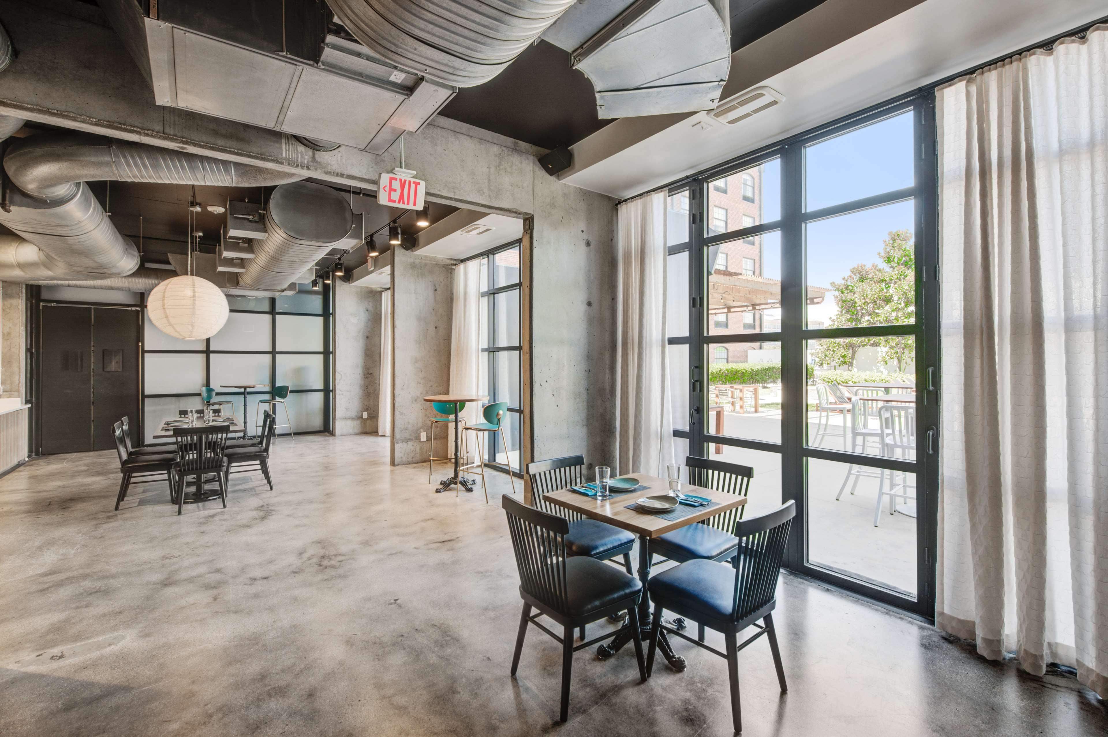 Nylo Las Colinas Hotel, Tapestry Collection By Hilton Irving Exterior foto