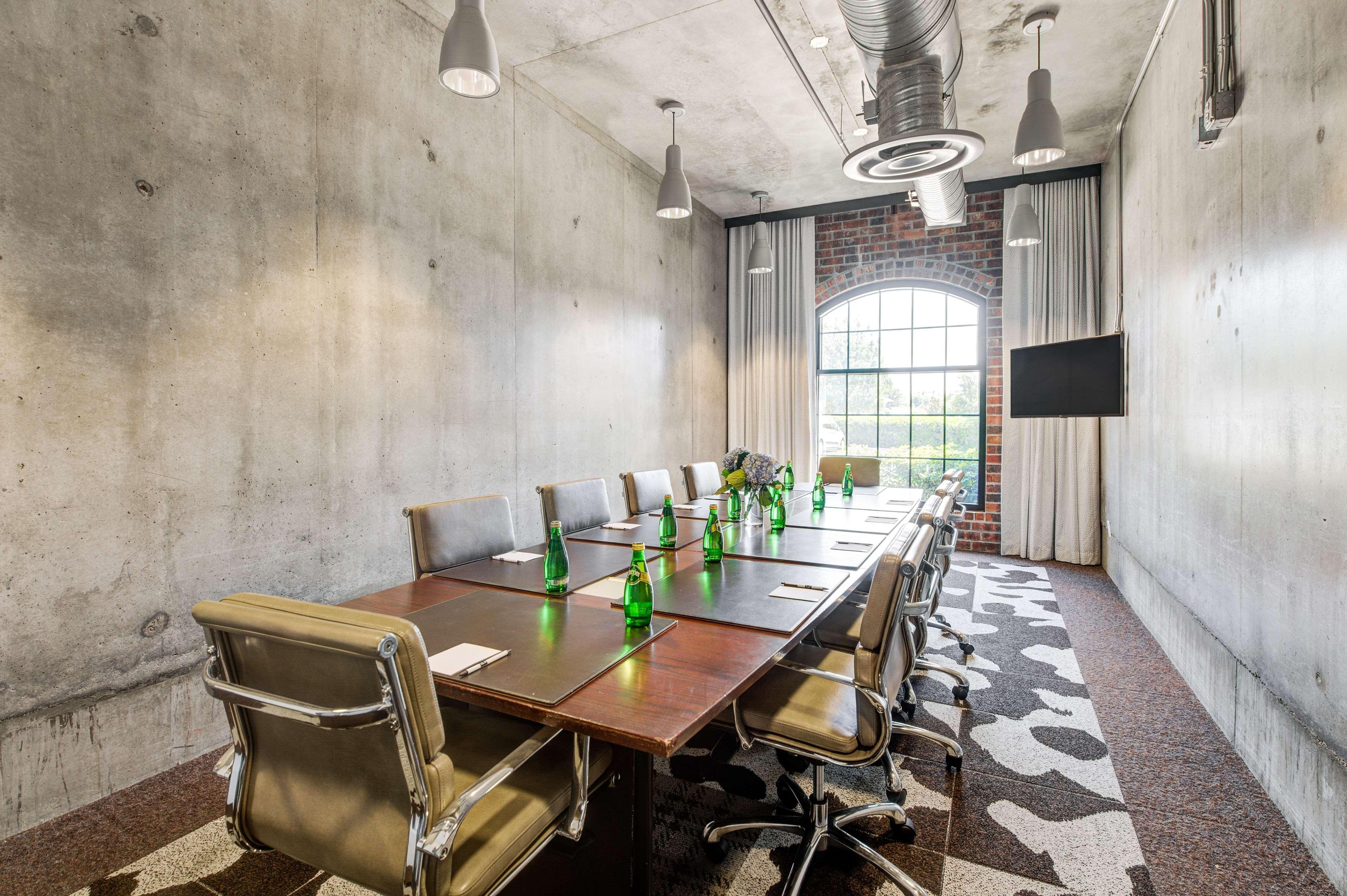 Nylo Las Colinas Hotel, Tapestry Collection By Hilton Irving Exterior foto