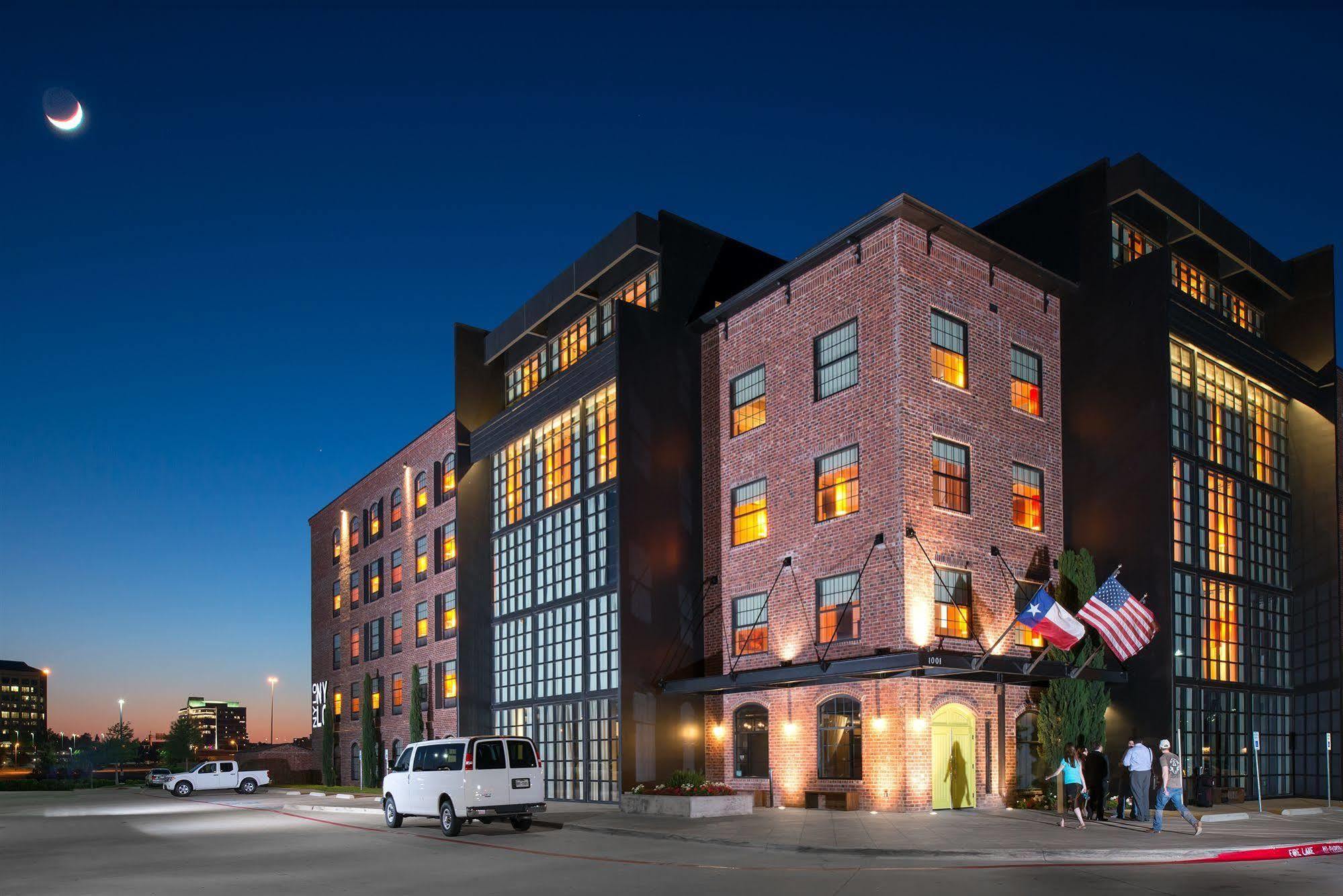 Nylo Las Colinas Hotel, Tapestry Collection By Hilton Irving Exterior foto